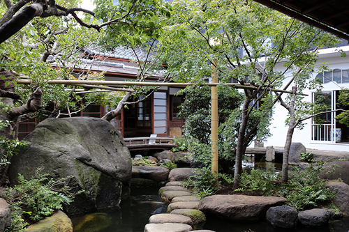 Сад в музее скульптуры Асакура