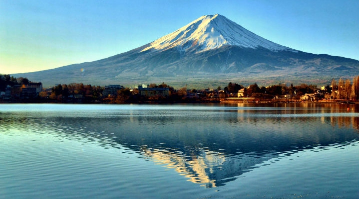 Двухдневный тур: гора Фудзи и парк аттракционов (English)