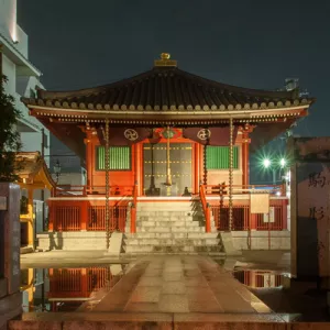 Храм Комагата-до