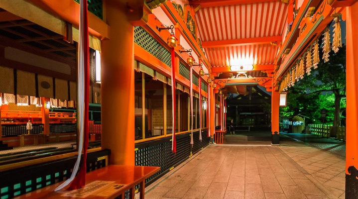 Киото: храмы Фусими Инари Тайся и Сандзюсангэн-до (English)