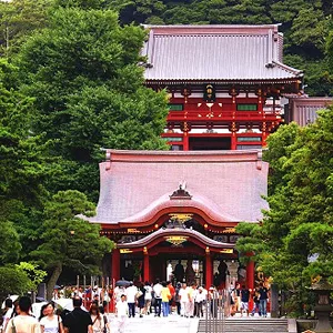 Храм Цуругаока Хатимангу